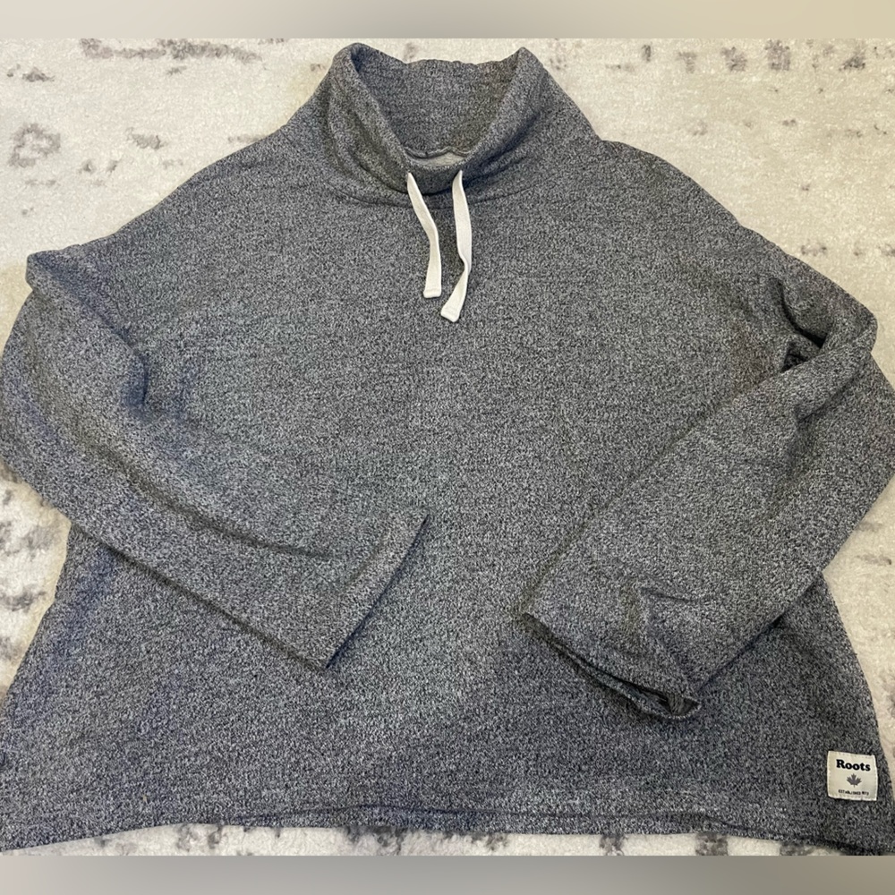 EUC Roots Salt & Pepper Cabin Sweatshirt Medium